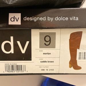 Size 9 brown suede boots, DV x target line.